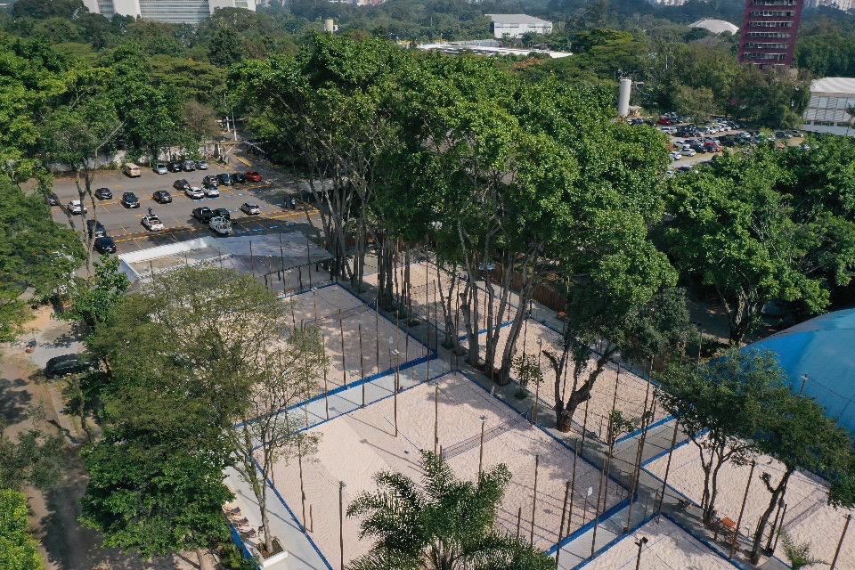 Como será a maior quadra de tênis do Brasil, Edifícios